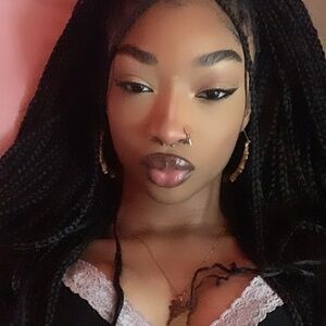 Meet your Posher, Journie